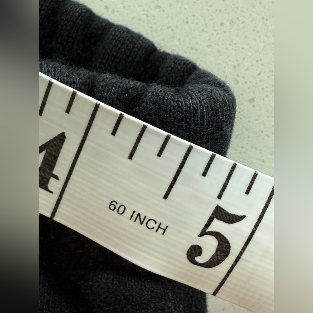 TNA Extra Fleece Boyfriend Sweatpants with excellent condition - Picture 6 of 10